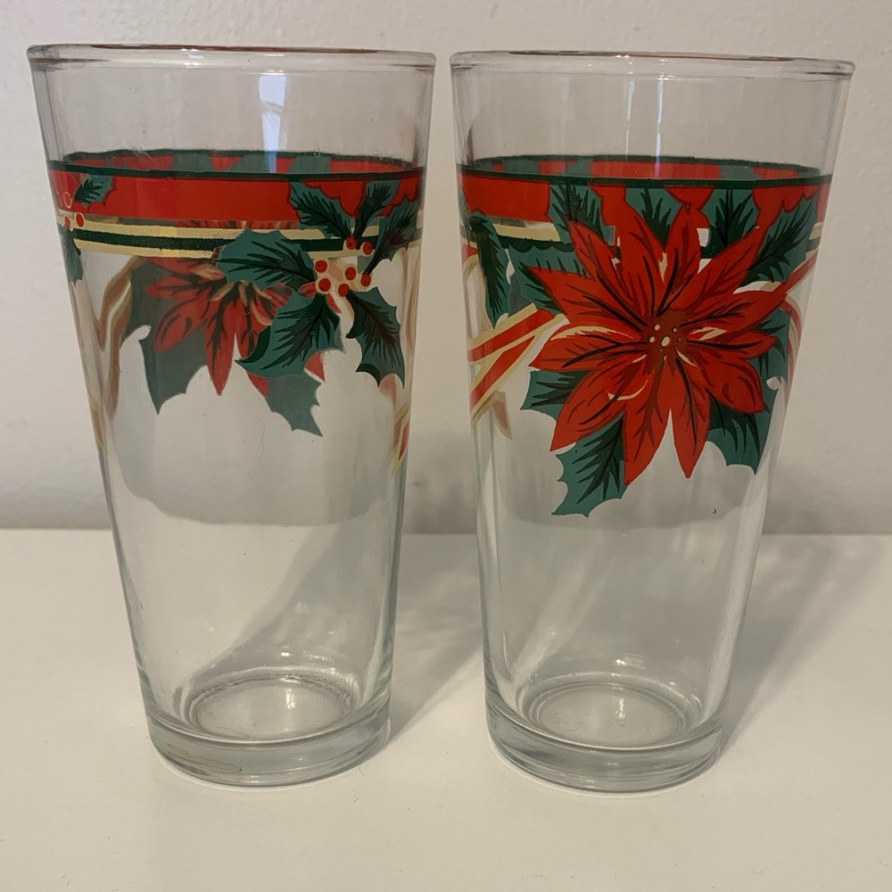 Vintage Christmas glasses set of 2